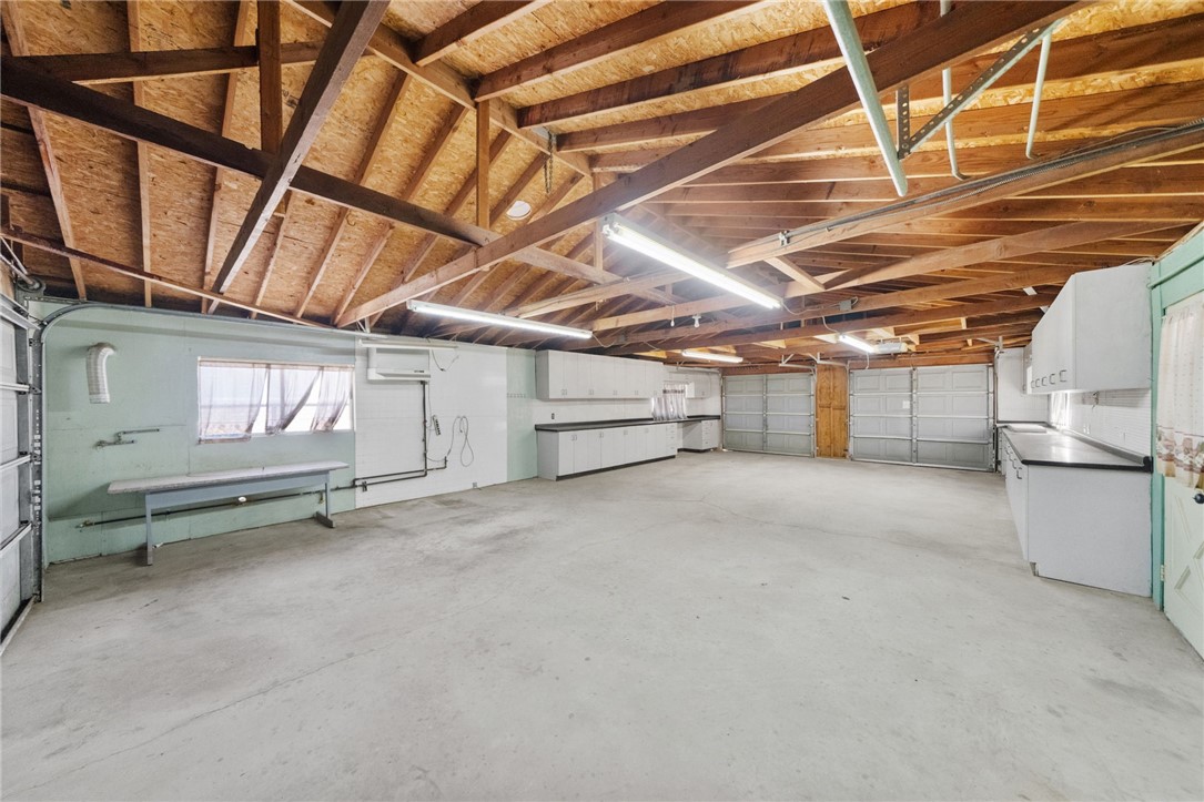 1330 Eaton Property Photo 31