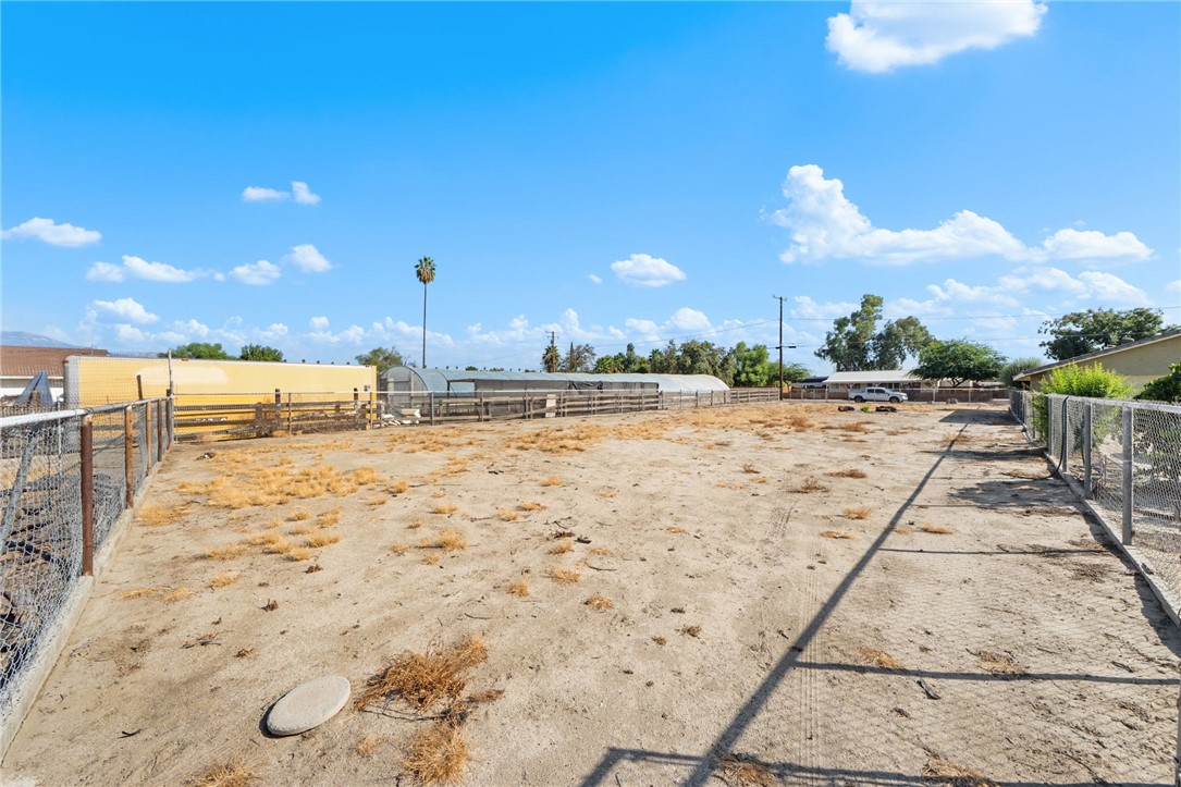 1330 Eaton Property Photo 42