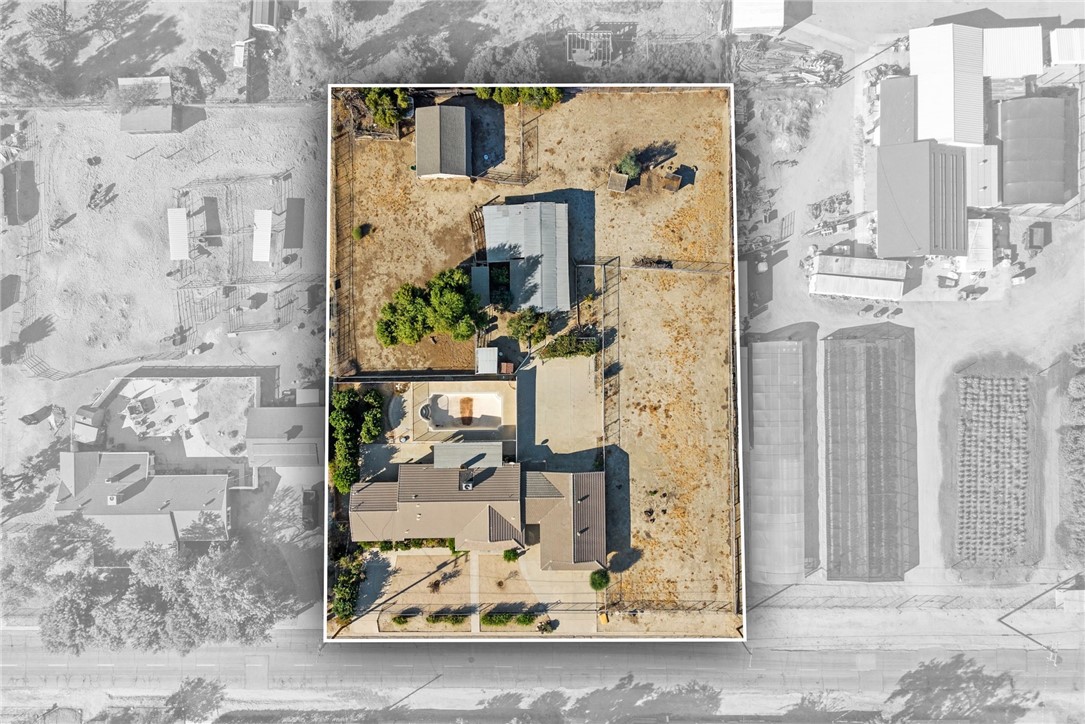 1330 Eaton Property Photo 48
