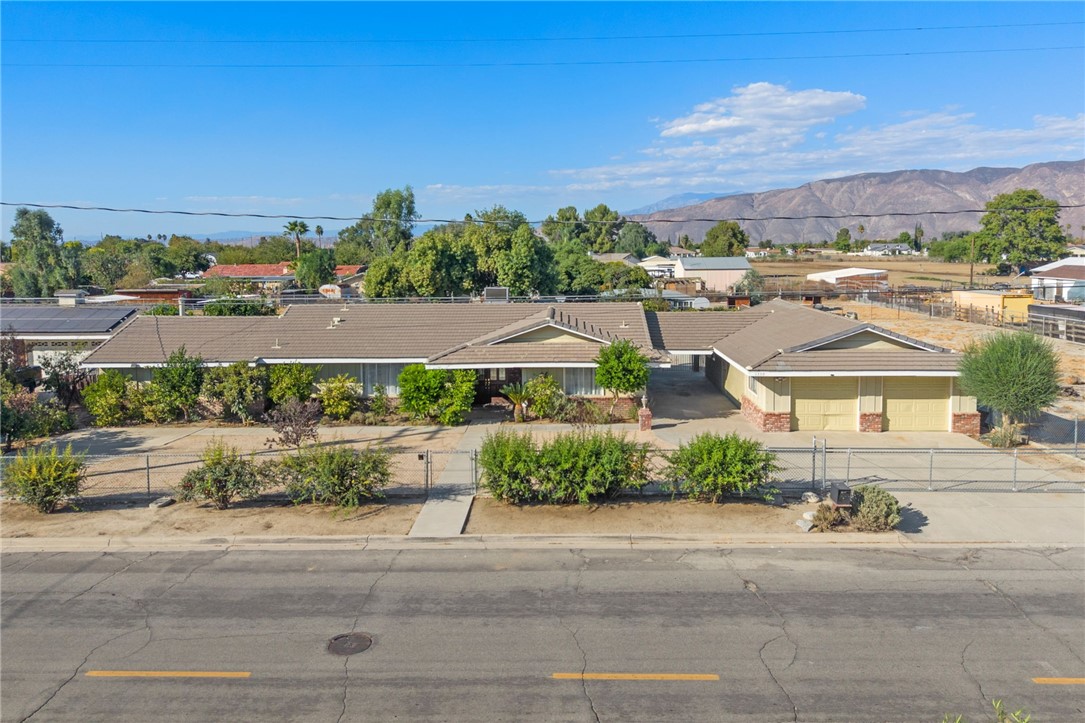 1330 Eaton Property Photo 49