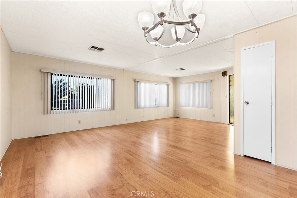 601 N Kirby 534 Property Photo 10