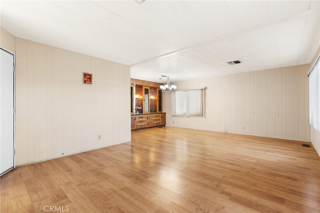 601 N Kirby 534 Property Photo 13