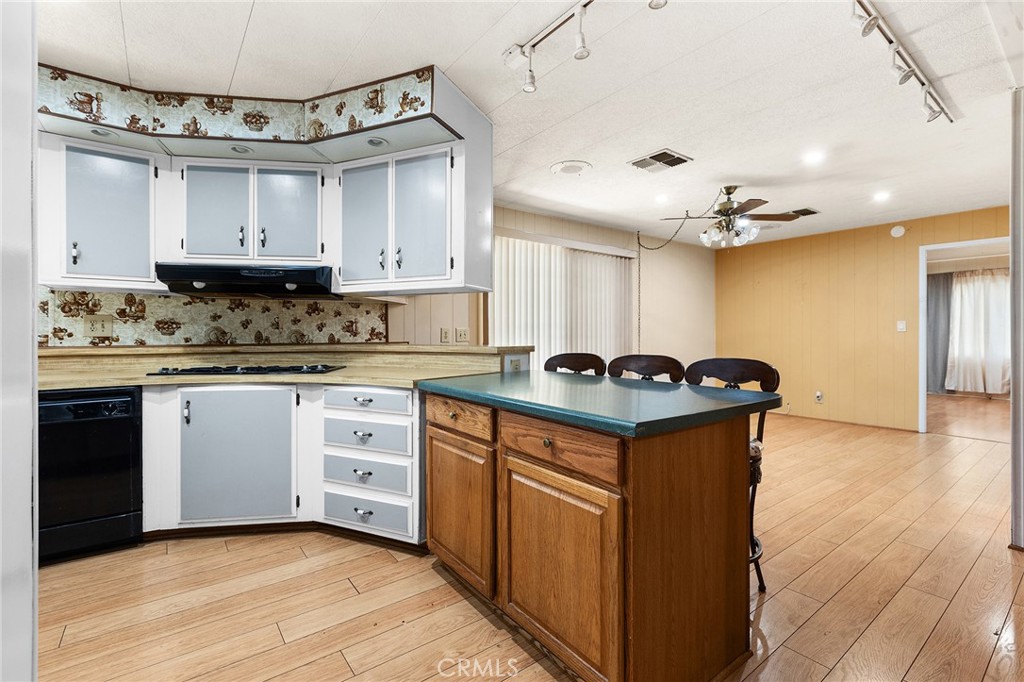 601 N Kirby 534 Property Photo 15