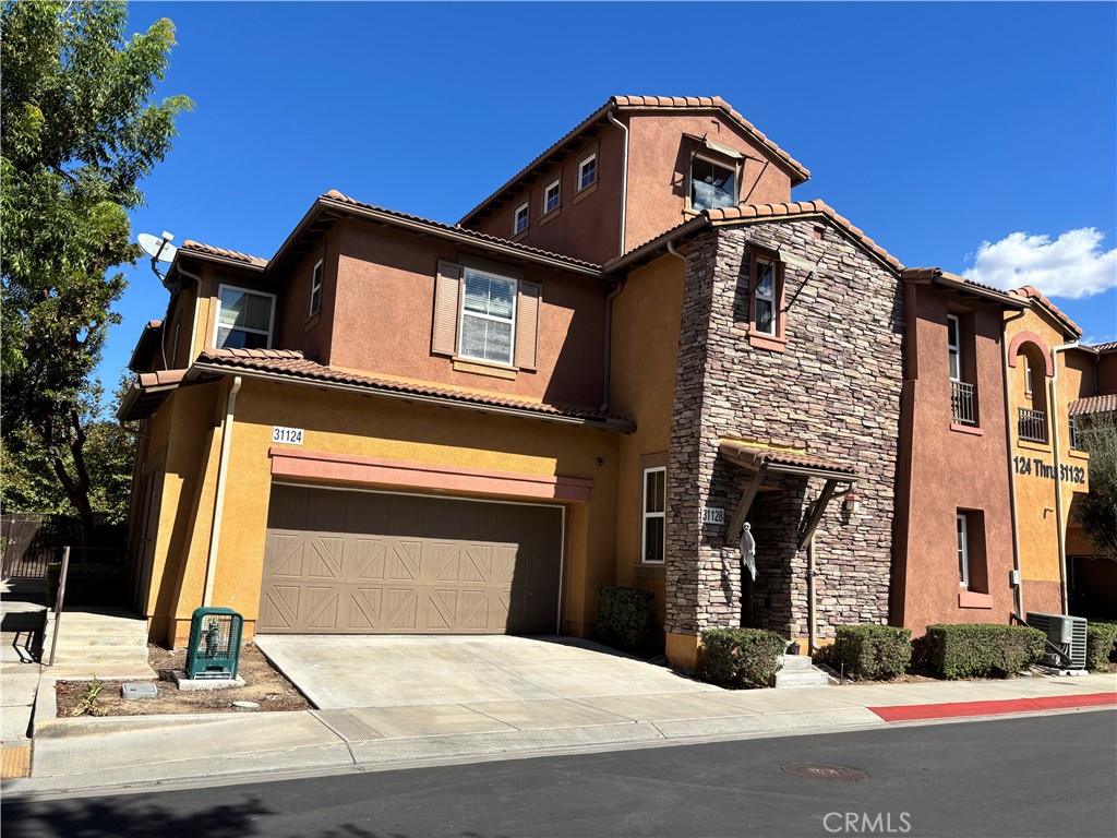 31124 Strawberry Tree Property Photo 1