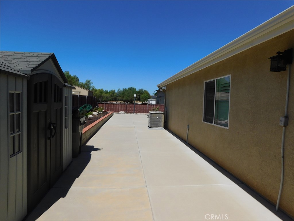 36975 Red Oak Property Photo 8