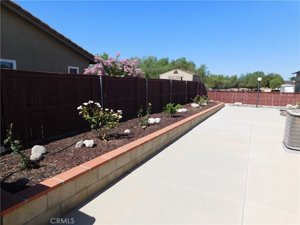 36975 Red Oak Property Photo 9