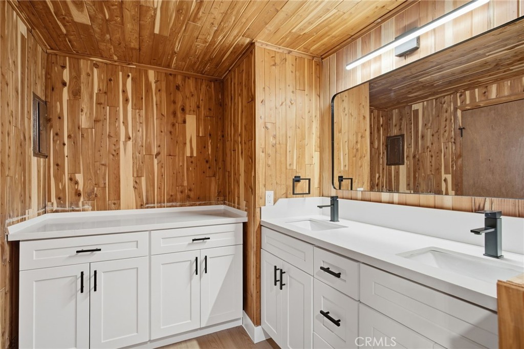 38080 Ribbonwood Lane Property Photo 26