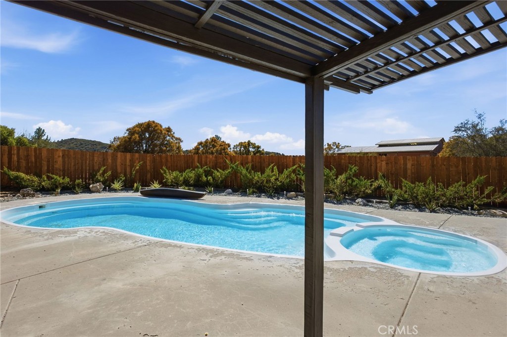38080 Ribbonwood Lane Property Photo 51
