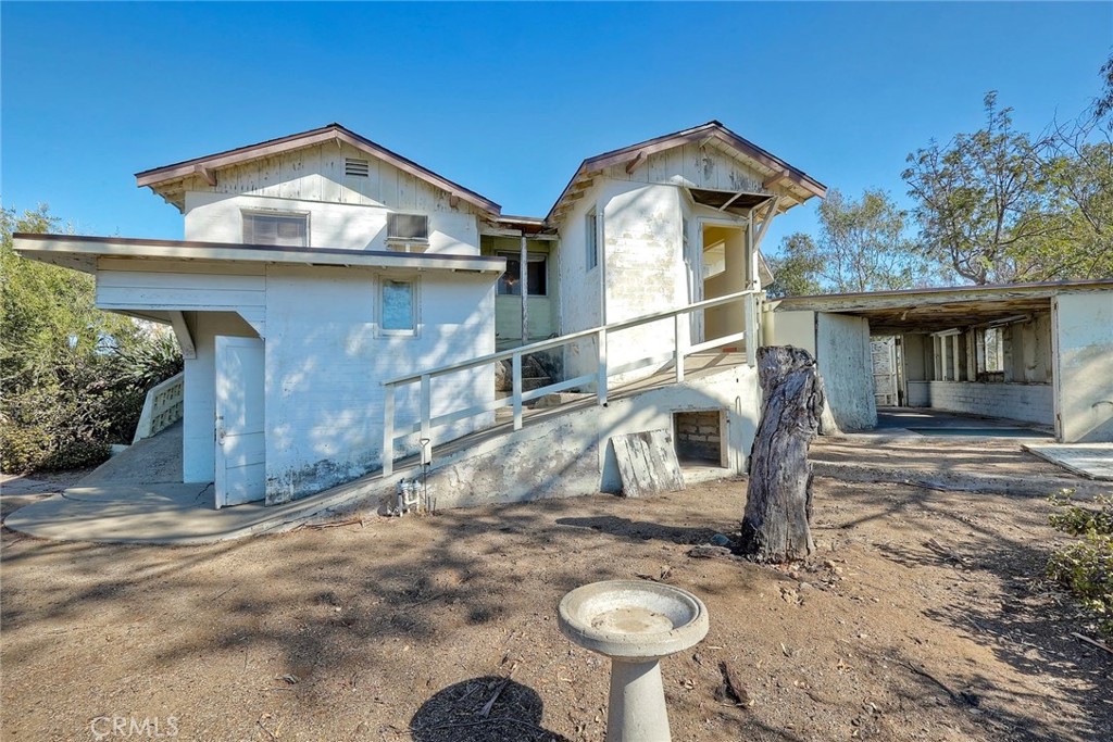 9377 Crest Property Photo 4