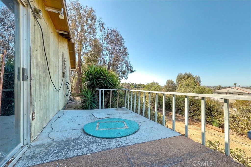 9377 Crest Property Photo 22