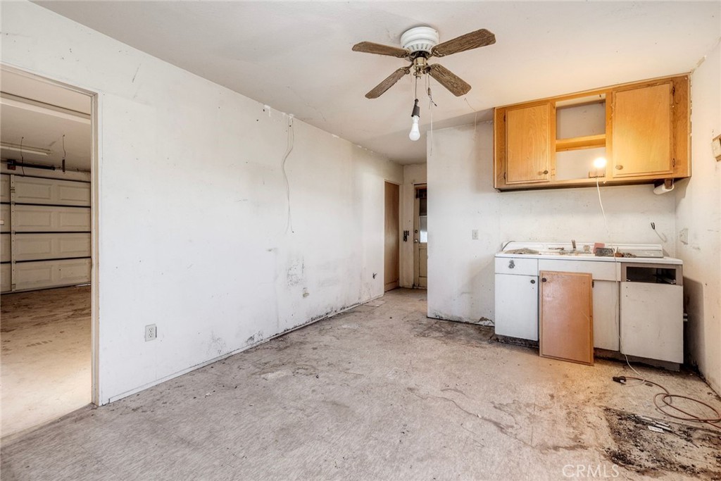 9377 Crest Property Photo 25
