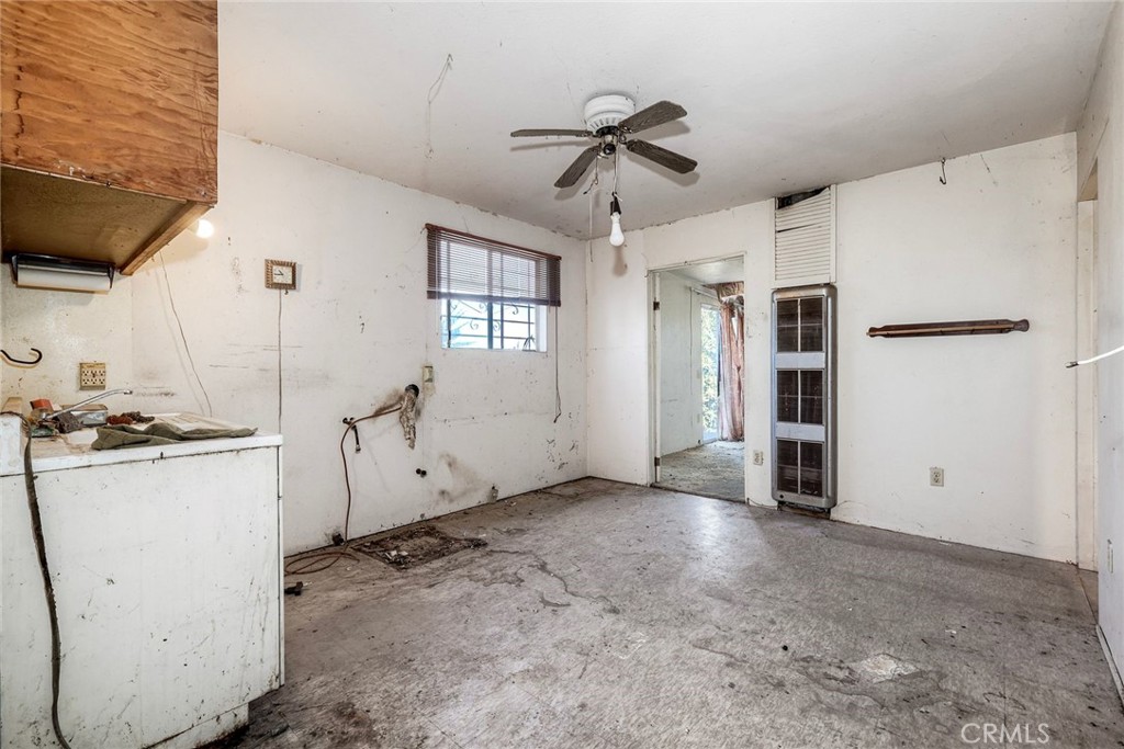 9377 Crest Property Photo 26