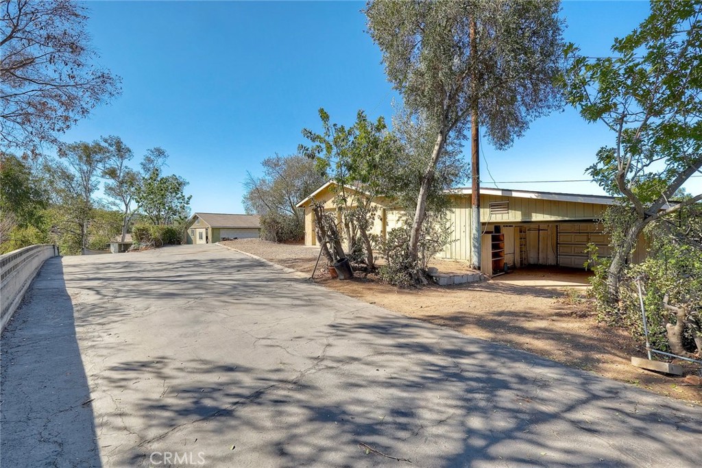 9377 Crest Property Photo 29