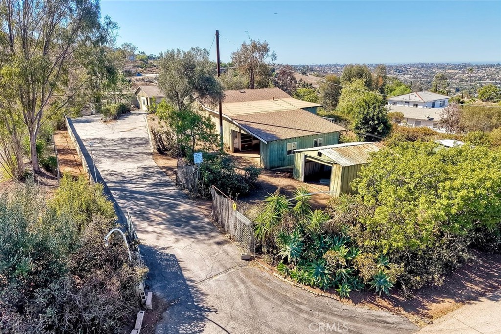 9377 Crest Property Photo 30
