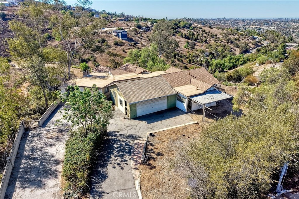 9377 Crest Property Photo 34