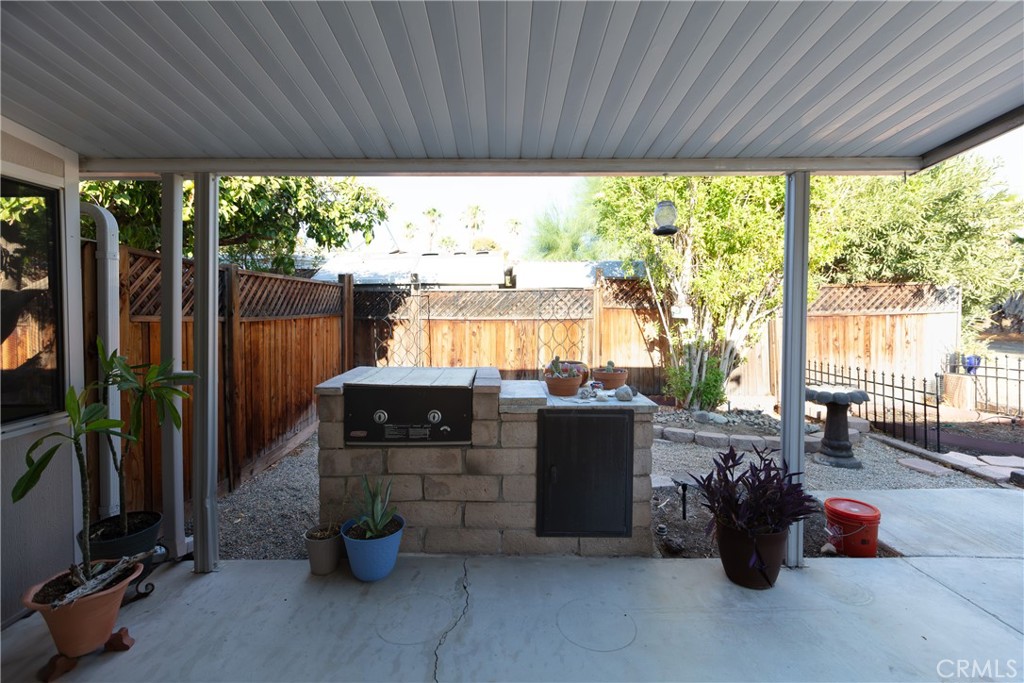 1010 Palm Canyon 311 Property Photo 2