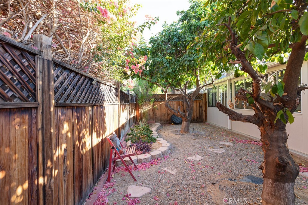 1010 Palm Canyon 311 Property Photo 3