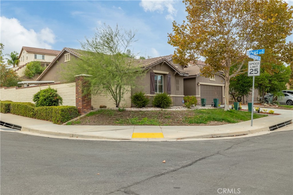 4165 Alderwood Property Photo 4