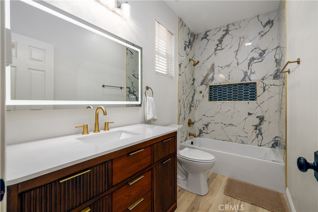 4165 Alderwood Property Photo 17
