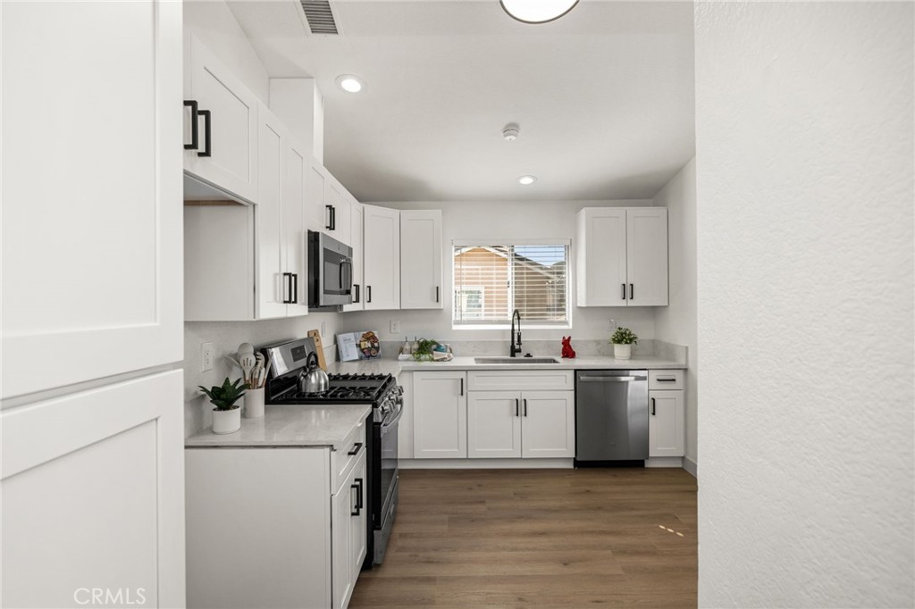 1122 Mirada Property Photo 4