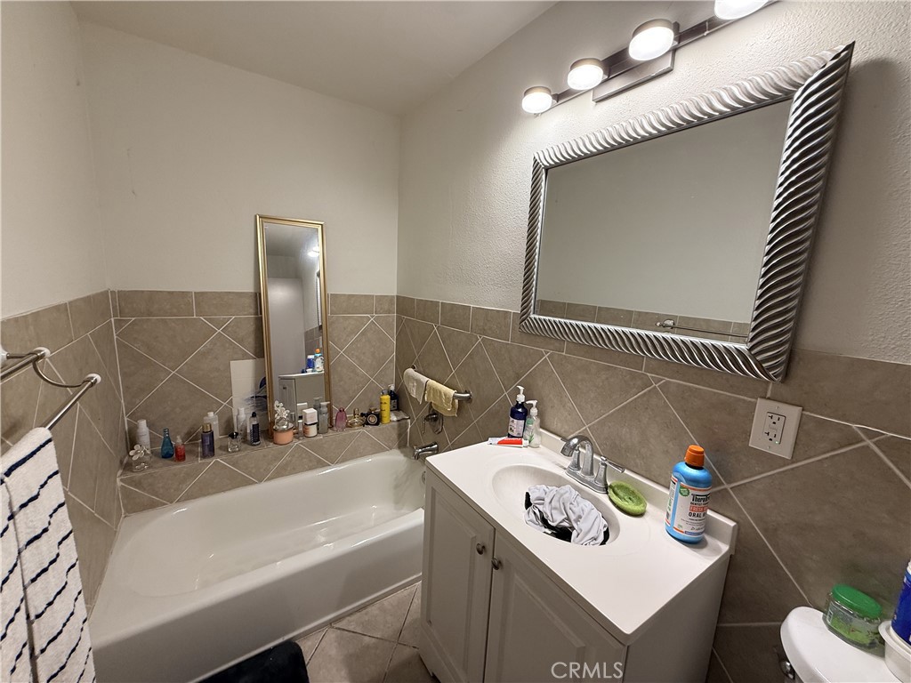 717 E Santa Rita Property Photo 9