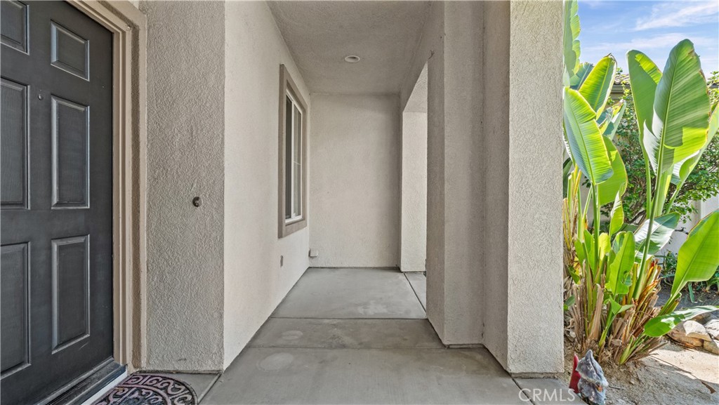 29128 Blue Spruce Property Photo 2