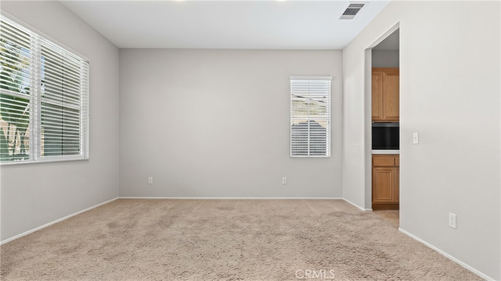 29128 Blue Spruce Property Photo 4
