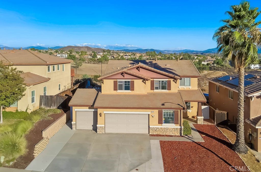 38588 Members Club Property Photo 2