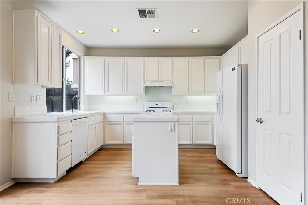 23989 Crowned Partridge Lane Property Photo 13