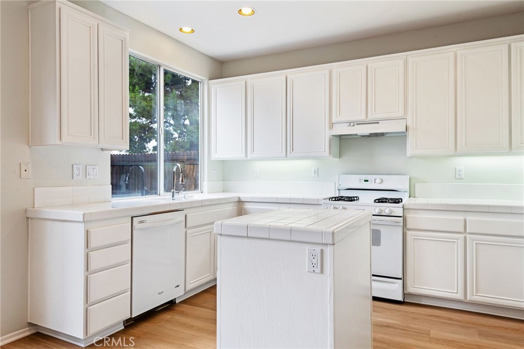 23989 Crowned Partridge Lane Property Photo 14