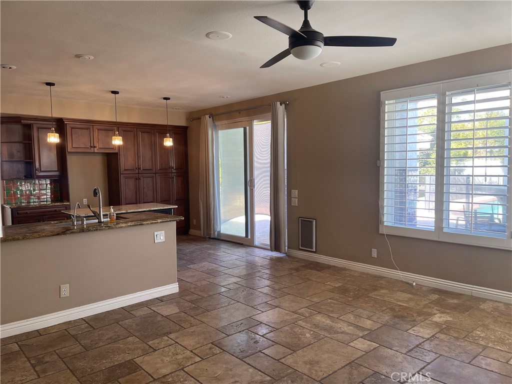 28822 Woodcrest Lake Property Photo 5