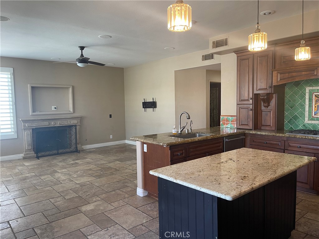 28822 Woodcrest Lake Property Photo 6