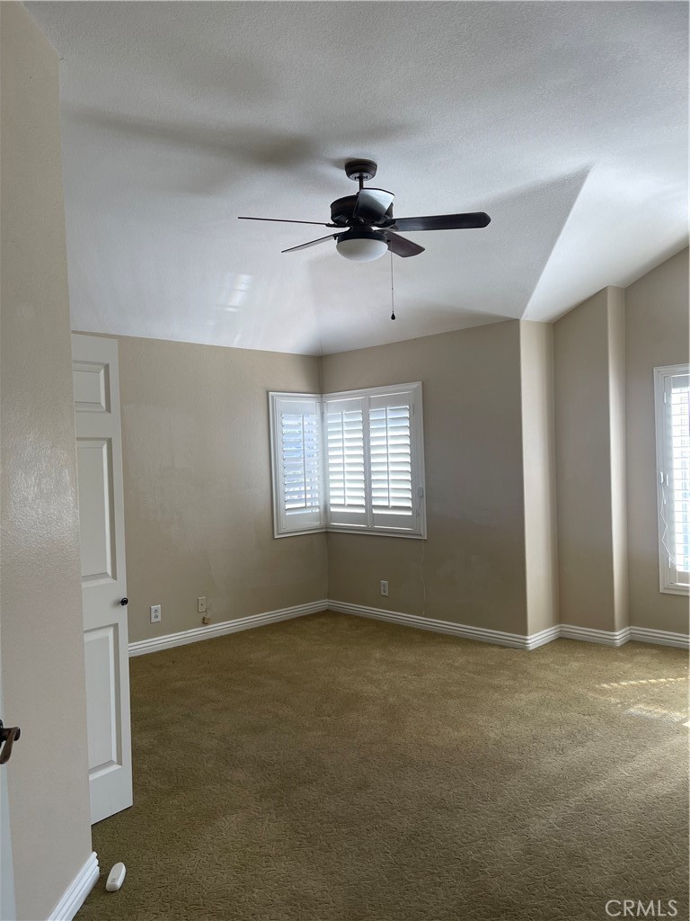 28822 Woodcrest Lake Property Photo 11