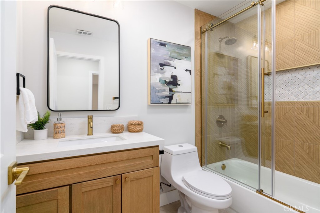 5996 College Property Photo 20