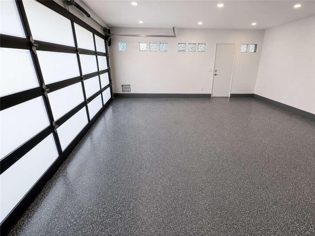 5996 College Property Photo 22