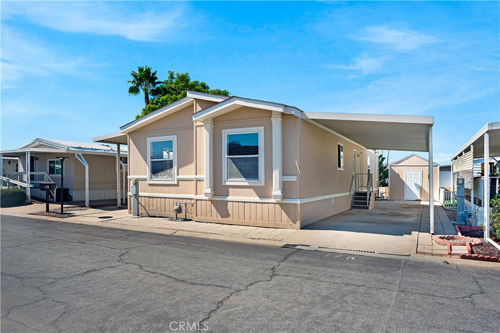 27150 Shadel 175 Property Photo 43