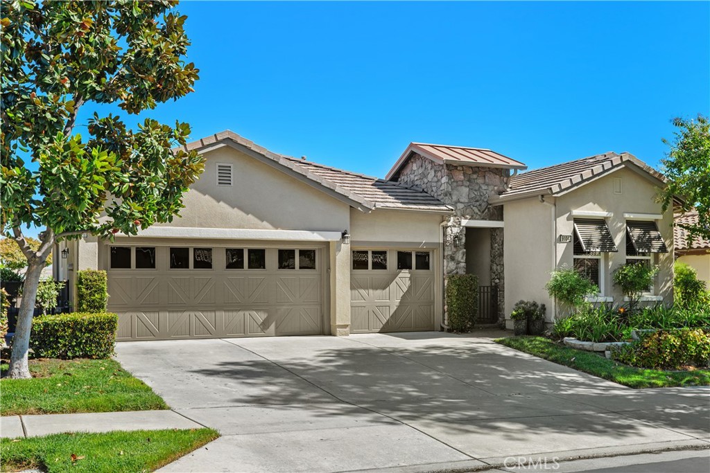 9104 Larkspur Property Photo 2