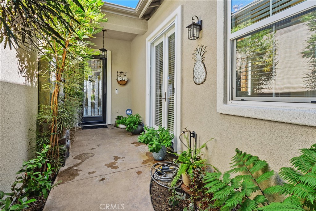 9104 Larkspur Property Photo 3