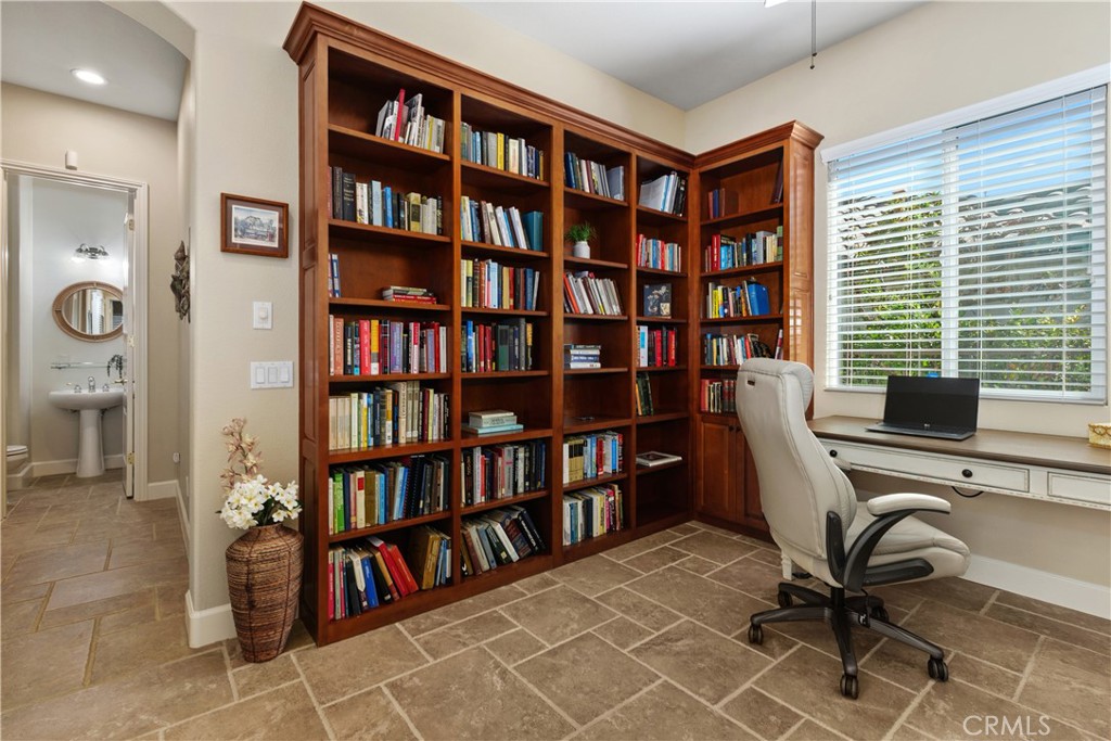 9104 Larkspur Property Photo 26