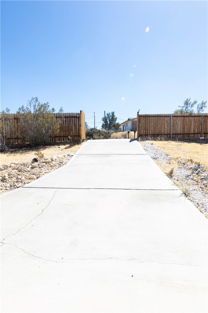 61828 Crest Circle Drive Property Photo 44