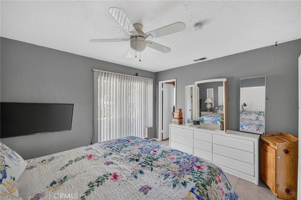 28660 Mapes Property Photo 16