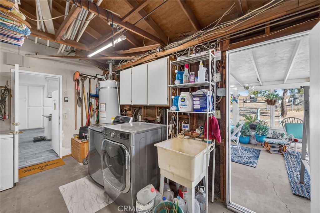 28660 Mapes Property Photo 24