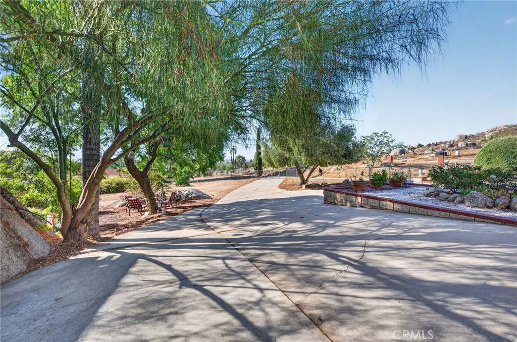28660 Mapes Property Photo 45
