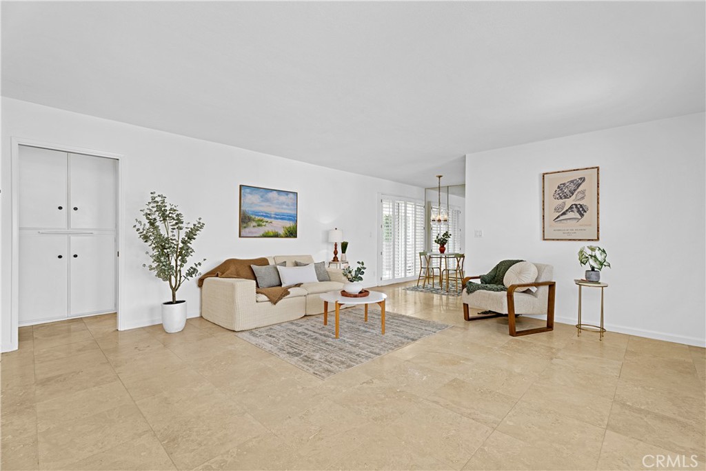 1100 Rutland Property Photo 2