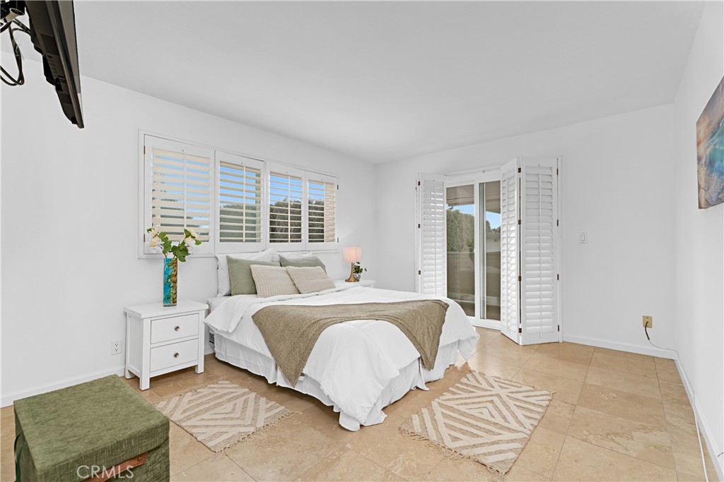 1100 Rutland Property Photo 15