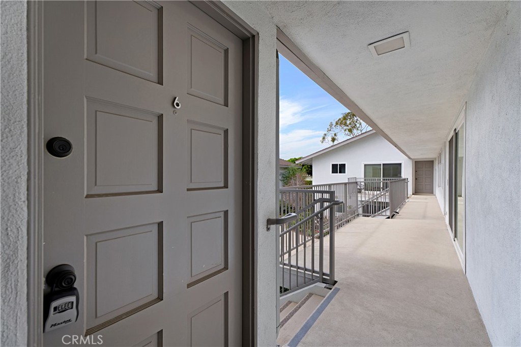 1100 Rutland Property Photo 28