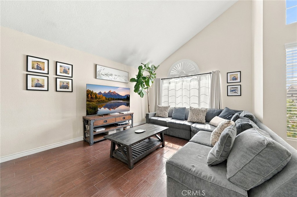 30384 Sierra Madre Property Photo 7