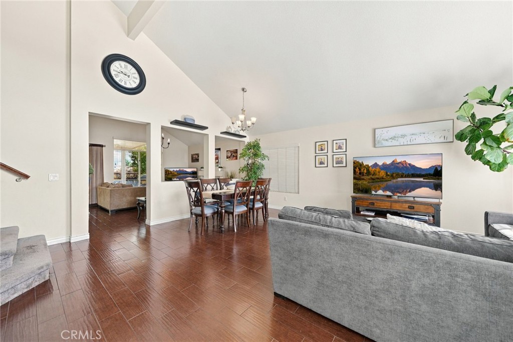 30384 Sierra Madre Property Photo 8