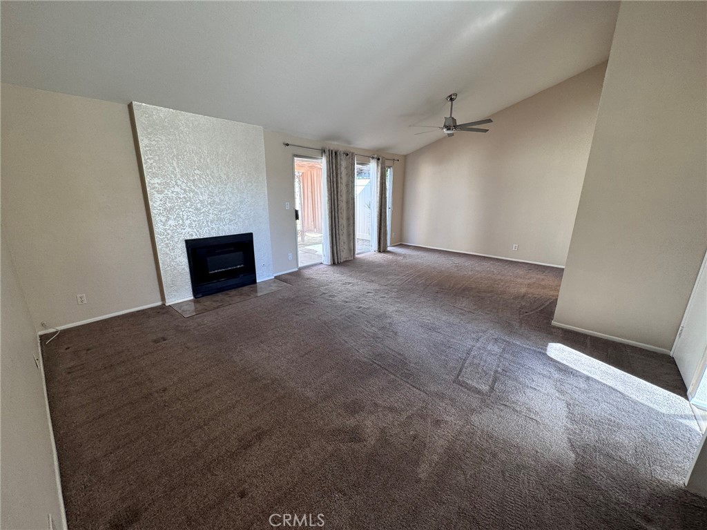 296 Parkview Place Property Photo 4