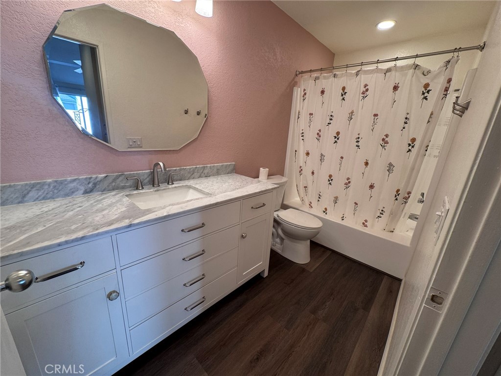 296 Parkview Place Property Photo 11